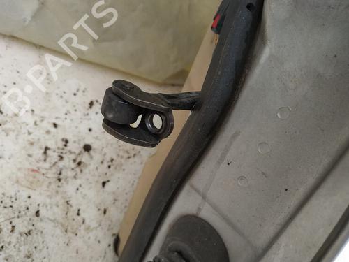 Used Hinge/Door check strap Hinge/Door check strap 35568037 35568037