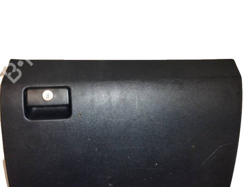 Used Glove box Glove box TOYOTA AVENSIS Saloon (_T27_) 2.2 D-4D (ADT271_, ADT271R) (150 hp) 35348559 35348559