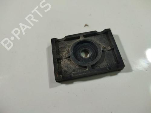 Used Support SEAT TOLEDO III (5P2) 1.9 TDI (105 hp) 32555069