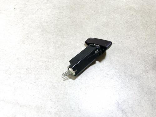 Warning switch VOLVO V70 II (285) D5 | BP35604732I22 - Image 2