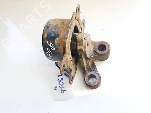 Used Engine mount Engine mount OPEL MERIVA A MPV (X03) 1.7 CDTI (E75) (100 hp) 32940917 32940917