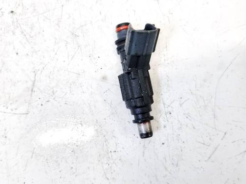 injector-toyota-corolla-saloon-_e12_-2000-2001-2002-2003-2004-2005-2006-2007-2008-35303767 main image