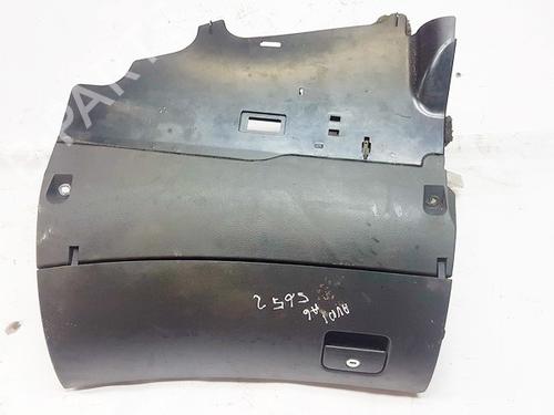 Hanskerom Hanskerom AUDI A6 C5 (4B2, 4B4) 2.5 TDI quattro (180 hp) 35871320 35871320