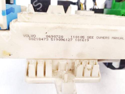 Fuse box VOLVO S40 II (544) 2.0 D | BP37413237E1 - Image 3