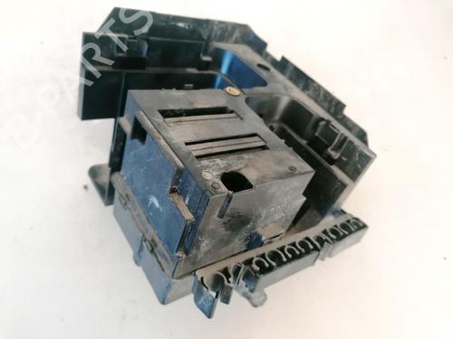 Used Fuse box Fuse box SEAT ALTEA (5P1) 1.9 TDI (105 hp) 33094575 33094575