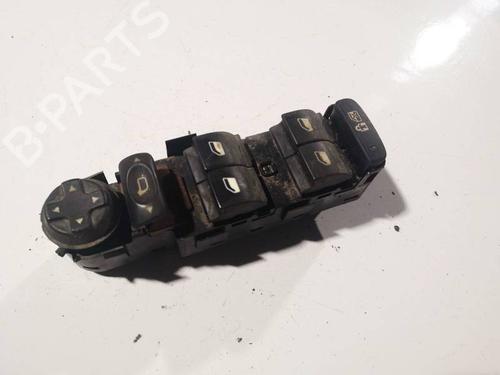 Used Switch Switch PEUGEOT 308 SW I (4E_, 4H_) 1.6 HDi (90 hp) 32572881 32572881