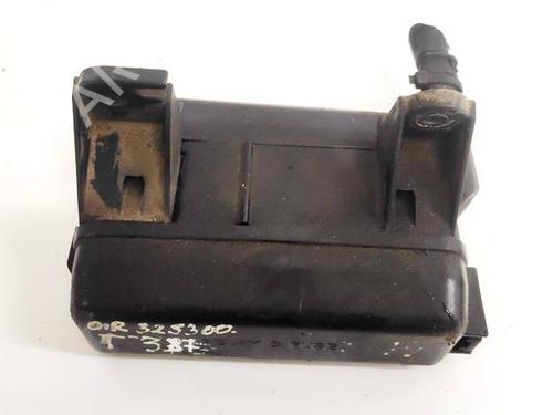 Used Fuse box Fuse box 32939449 32939449