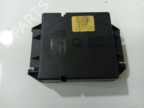 Used Electronic module Electronic module RENAULT LAGUNA I (B56_, 556_) 2.0 (B56C/H/N) (113 hp) 33613184 33613184