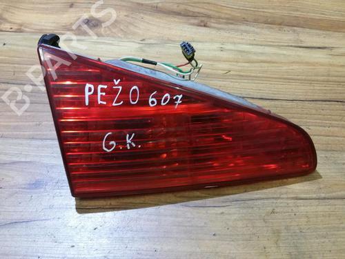 Used Left tailgate light Left tailgate light 35648167 35648167