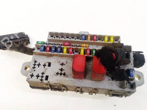 Used Fuse box Fuse box PEUGEOT BOXER Bus (244, Z_) 2.0 HDi (84 hp) 32605907 32605907