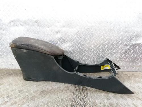 Used Armrest / Center console Armrest / Center console RENAULT LAGUNA II (BG0/1_) 1.9 dCi (BG08, BG0G) (120 hp) 35714023 35714023