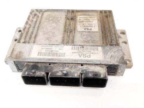 Used Engine control unit (ECU) Engine control unit (ECU) PEUGEOT 206 SW (2E/K) 1.4 (75 hp) 32960378 32960378
