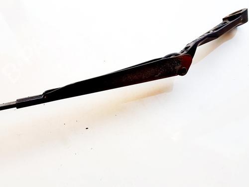 Used Front windshield wiper arm Front windshield wiper arm VW GOLF III (1H1) 1.9 TDI (90 hp) 33520187 33520187