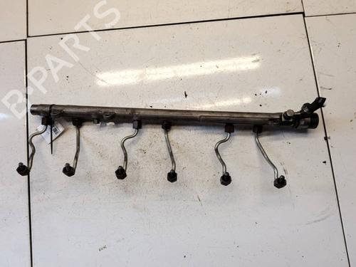 Used Injection rail Injection rail 34848401 34848401