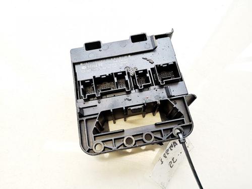 Used Electronic module Electronic module VW GOLF V (1K1) 1.9 TDI (105 hp) 35642741 35642741