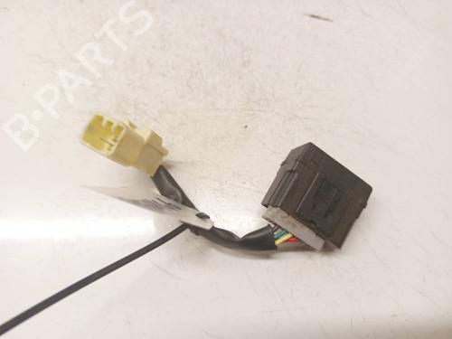 Used Electronic module Electronic module LEXUS RX (_U3_) 330 AWD (MCU38) (232 hp) 33634517 33634517