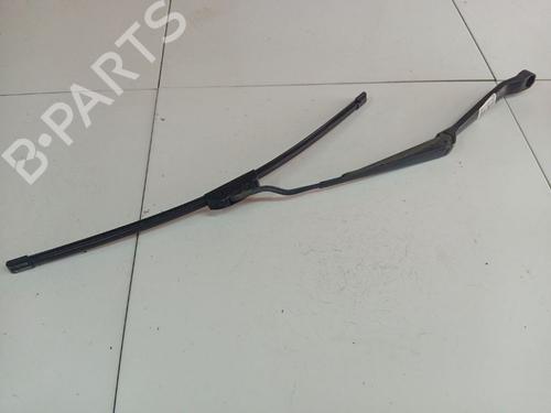 Used Front windshield wiper arm Front windshield wiper arm 39013759 39013759