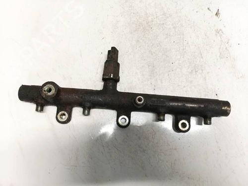 Used Injection rail Injection rail 34841608 34841608