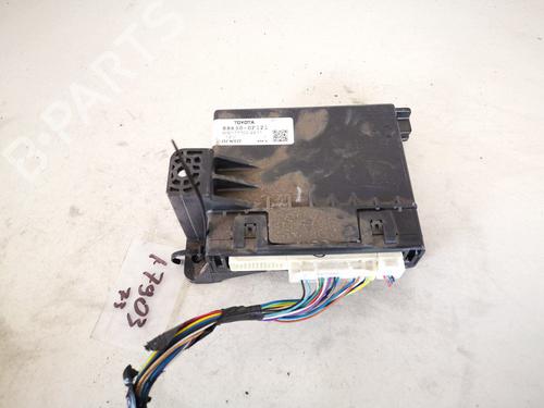 Used Electronic module Electronic module TOYOTA VERSO (_R2_) 2.0 D-4D (AUR20_, AUR20R) (126 hp) 32913480 32913480