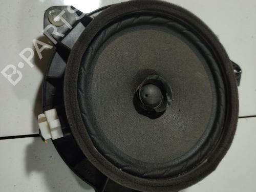 Used Speaker Speaker TOYOTA YARIS (_P9_) 1.5 (NCP91_, NCP91R) (109 hp) 32554432 32554432