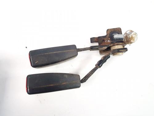 seat-buckle-opel-vectra-c-z02-2002-2003-2004-2005-2006-2007-2008-2009-35459091 main image