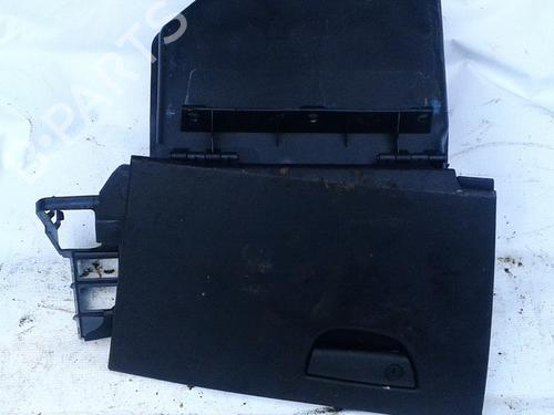 Used Glove box Glove box FIAT STILO (192_) 1.6 16V (192_XB1A) (103 hp) 35853707 35853707