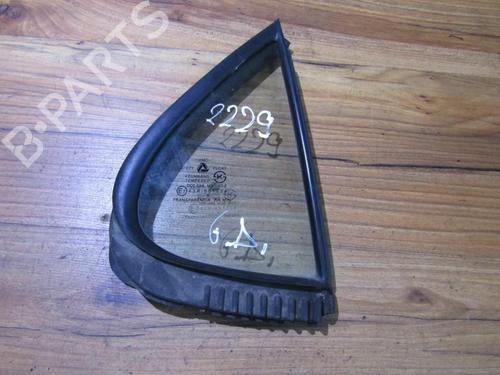Used Rear right quarter glass Rear right quarter glass 35650131 35650131