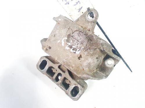 Used Engine mount Engine mount VW GOLF IV (1J1) 1.9 TDI (110 hp) 32895132 32895132