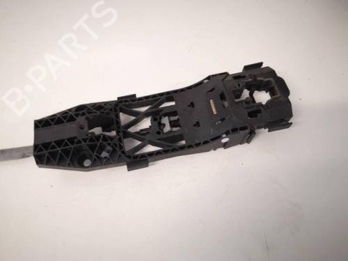 Used Rear left exterior door handle Rear left exterior door handle 34815720 34815720
