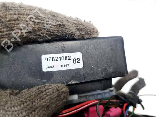 Fuse box CHEVROLET CAPTIVA (C100, C140) 2.0 D 4WD | BP32583737E1