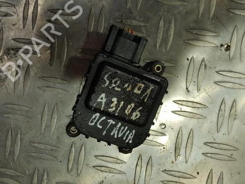 Used Electronic module Electronic module SKODA OCTAVIA I (1U2) 1.9 TDI (90 hp) 33482704 33482704