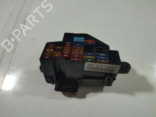 Fuse box VW PASSAT B6 (3C2) 1.9 TDI | BP32539000E1