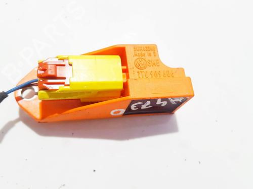 Used Electronic module Electronic module VW TOURAN (1T1, 1T2) 1.9 TDI (105 hp) 33521953 33521953