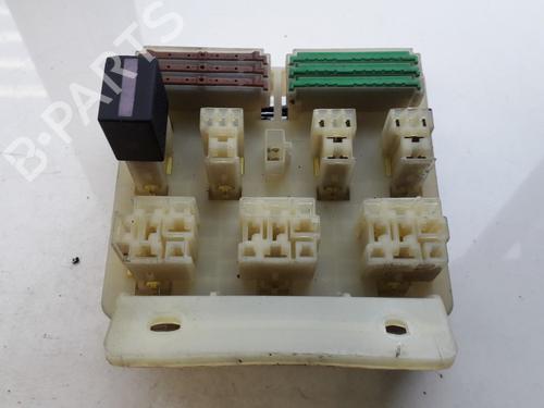 Used Fuse box Fuse box VOLVO V40 Estate (645) 1.9 DI (115 hp) 33513624 33513624