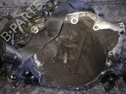 Getriebe für Getriebe CITROËN XANTIA (X1_, X2_) 1.9 Turbo D (90 hp) 35652445 35652445