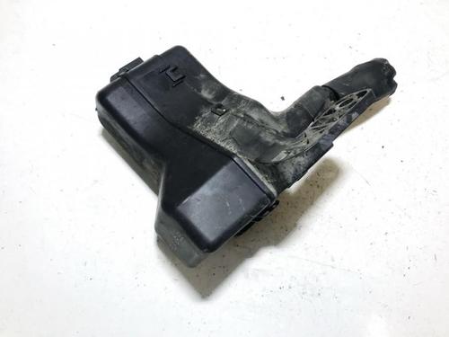 Used Fuse box Fuse box TOYOTA AVENSIS (_T25_) 2.2 D-CAT (ADT251_, ADT251R) (177 hp) 33510192 33510192