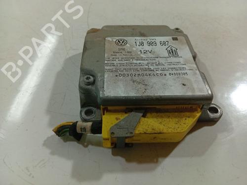 ecu-airbags-vw-passat-b5-variant-3b5-1997-1998-1999-2000-2001-33683197 main image