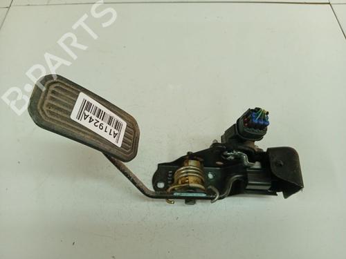 Pedale Pedale TOYOTA PREVIA II (_R3_) 2.0 D-4D (CLR30_, CLR30R) (116 hp) 39702189 39702189