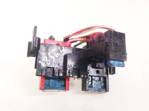 Used Fuse box AUDI A6 C5 (4B2, 4B4) 2.5 TDI (155 hp) 32591091