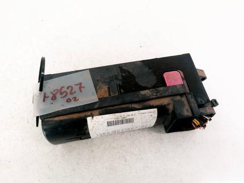 Used Fuse box Fuse box VW CADDY III MPV (2KB, 2KJ, 2CB, 2CJ) 1.9 D (65 hp) 32920011 32920011