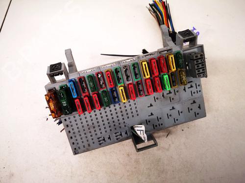Used Fuse box Fuse box OPEL ASTRA F Hatchback (T92) 1.7 TDS (F08, M08, F68, M68) (82 hp) 33079038 33079038