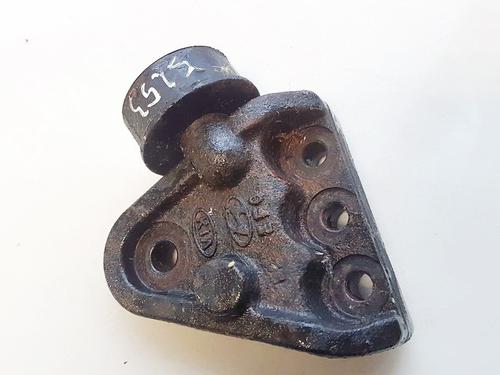 Used Engine mount Engine mount KIA SPORTAGE II (JE_, KM_) 2.0 CRDi (136 hp) 33100566 33100566