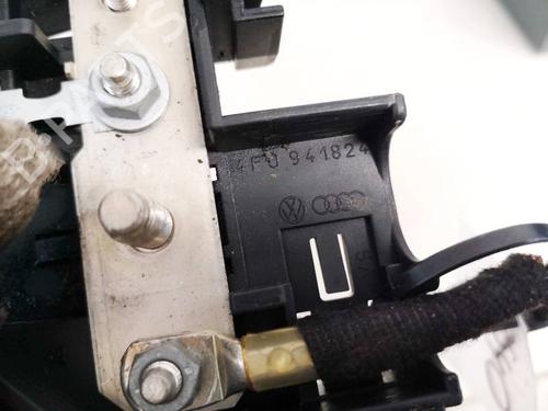 Fuse box AUDI A6 C6 (4F2) 2.0 TDI | BP32921721E1 - Image 3