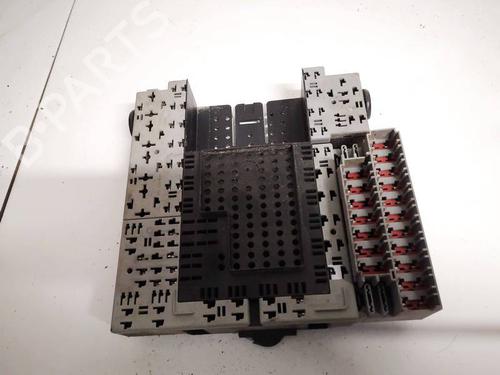 Used Fuse box Fuse box VOLVO S60 I (384) D5 (163 hp) 32626221 32626221