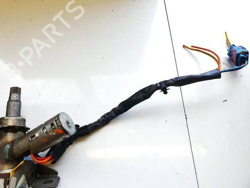 Used Ignition barrel Ignition barrel CITROËN XSARA (N1) 1.9 D (70 hp) 40113381 40113381