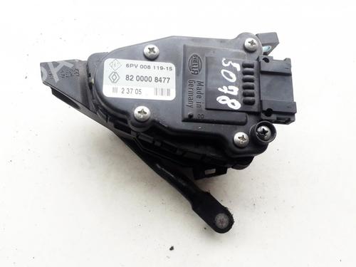 Used Pedal Pedal RENAULT TRAFIC II Bus (JL) 1.9 dCI 100 (JL0C, JL0K) (101 hp) 35862287 35862287