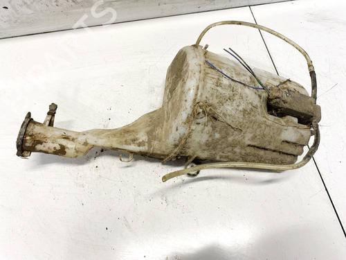 Sprinklertank Sprinklertank TOYOTA YARIS (_P1_) 1.5 (NCP13_, NCP13R) (106 hp) 35084536 35084536