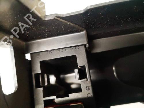 Fuse box SKODA OCTAVIA II (1Z3) 1.9 TDI | BP32935782E1 - Image 2