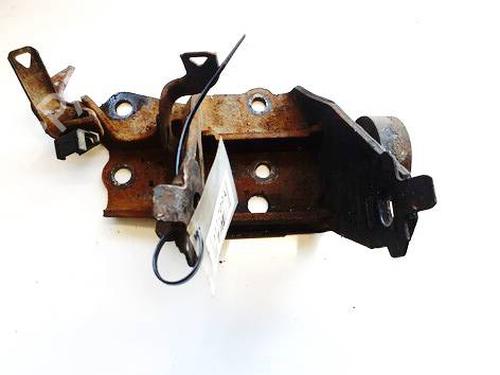 Used Support Support TOYOTA YARIS (_P9_) 1.5 (NCP91_, NCP91R) (109 hp) 33918603 33918603