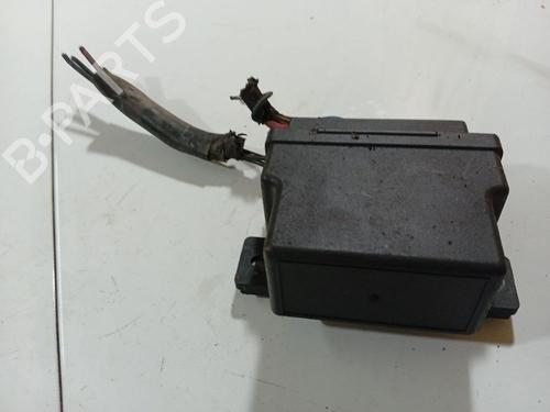 Used Fuse box MERCEDES-BENZ 123 Saloon (W123) 240 D (123.123) (72 hp) 32548305